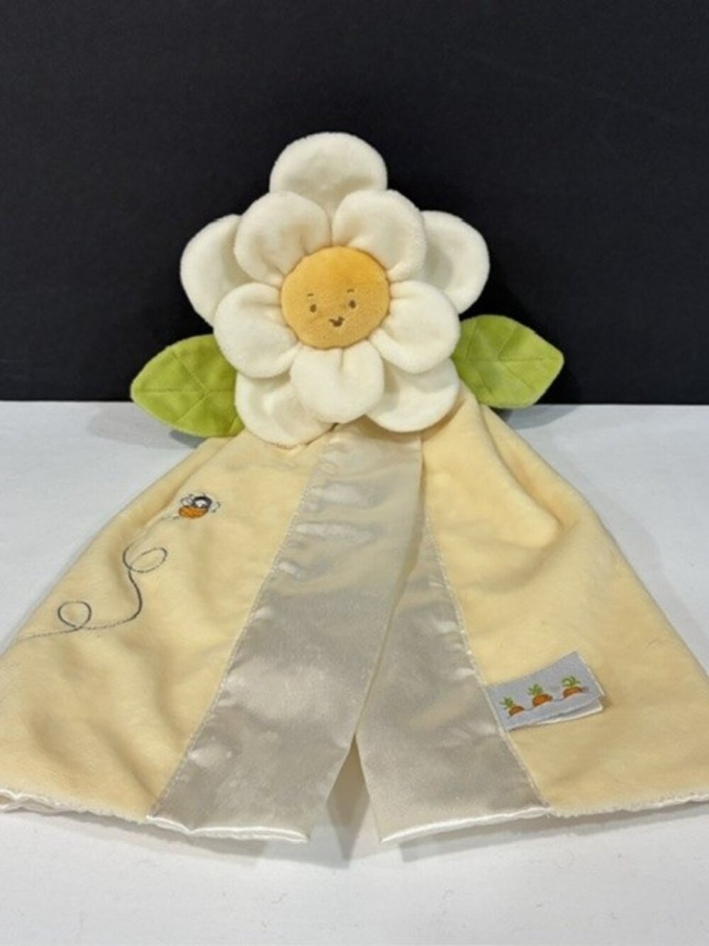 Bunnies by the Bay Daisy Buddy Blanket Yellow Security Blanket Lovey Flower Bee